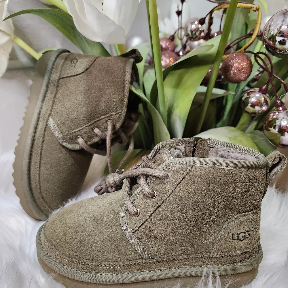 Ugg UGG Neumel IIBoys' Grade School new